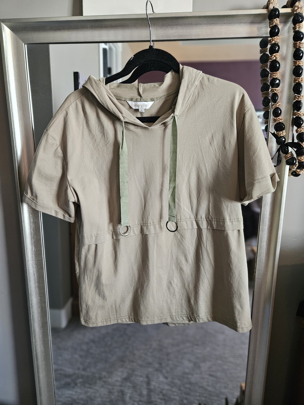 Amaryllis Beige Short-Sleeve Hooded Top with Olive Drawstrings